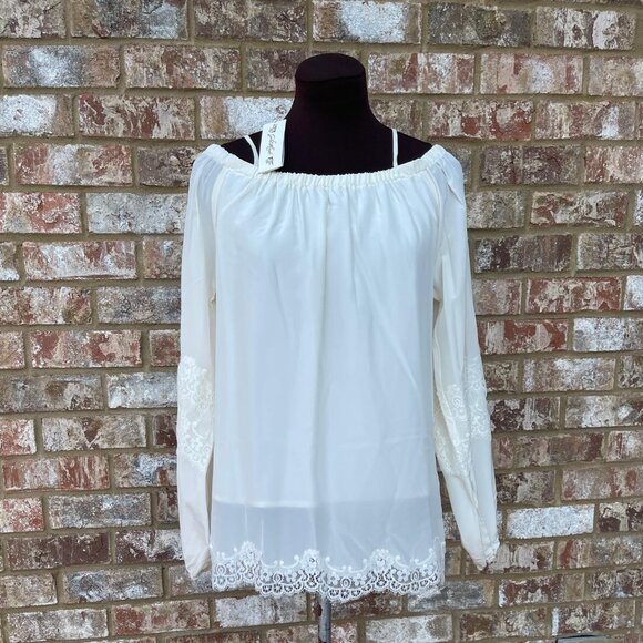 NWT Gold Hawk Women's Lace Trim Silk Top in Ivory Color Size XS - Picture 1 of 5
